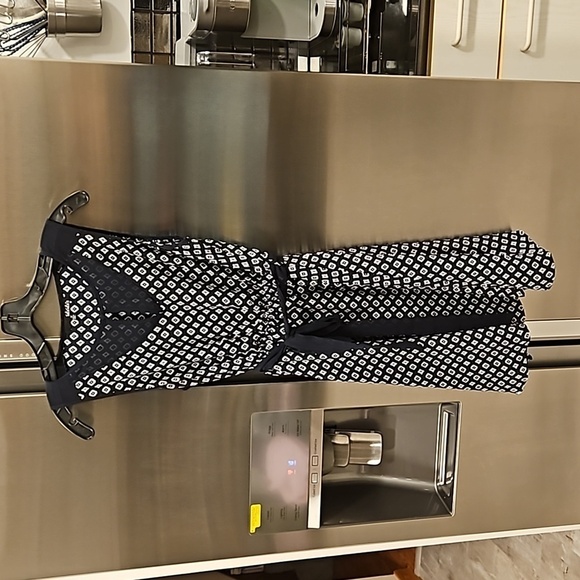 💕LULUS💕 Captivated By You Navy Blue Print Dress ~ Medium - Picture 7 of 14